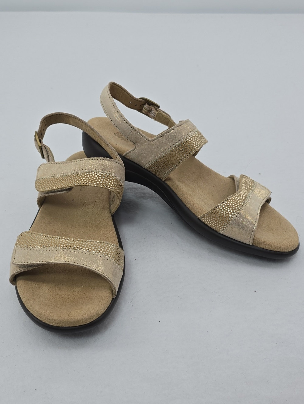 SAS Nudu Adjustable Comfort Sandal - Golden